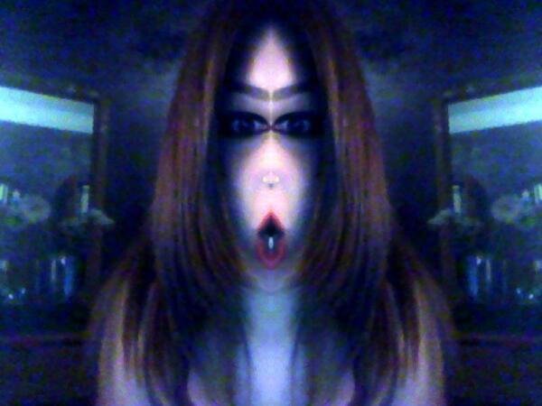 Neckermidhe tweet picture