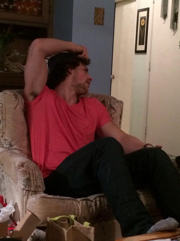 RyanGalls's tweet photo. @JamGallagher1 nice shirt. #christmasArms http://t.co/IL80Eq3d03
