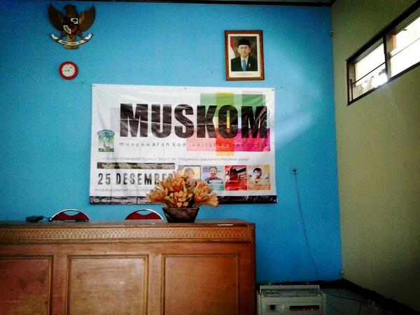KAMMIers's tweet photo. "@KAMMI_MNatsir: Akan dimulai mus kom @KammiSOSMED yg diawali dgn SG dr kang @eL_Bandung | yuk segera merapat! http://t.co/votUy0RmSU"