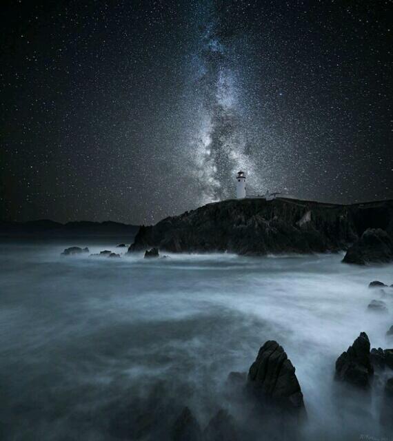 _Paisajes_'s tweet photo. Irlanda. Estas imagenes me relajan y me hacen pensar en la grandiosidad del universo. http://t.co/tiL2Y9V0vX