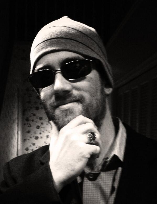 GaryMcCreepy tweet picture