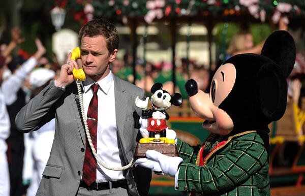 WaltDisneyWorld's tweet photo. Who's ready to see @ActuallyNPH co-host the #DisneyParade from Walt Disney World on Christmas Day?   http://t.co/w3Z8UPrSQc