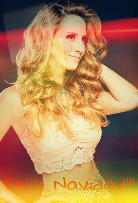 LinaFansMx's tweet photo. @_flor012 @Jade_Habibah_dZ @Cyndi_dZ Feliz Navidad!! http://t.co/nOyJYmw0dP