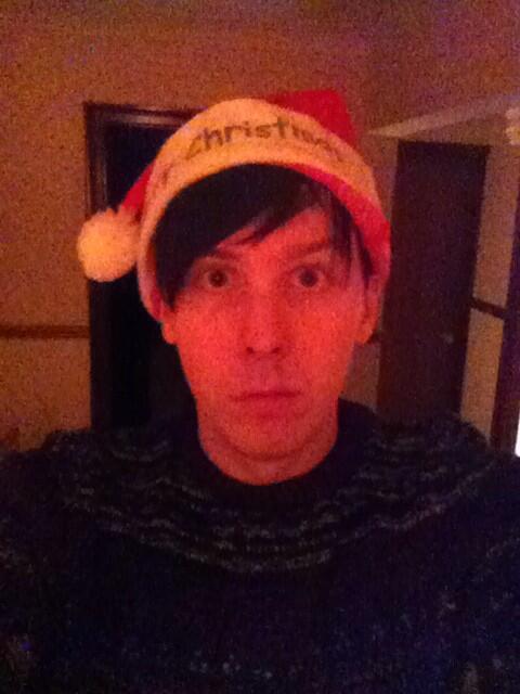 Phil Lester on Twitter: "Santa knows you are awake http://t.co/wsYLsIwLKQ"  / Twitter