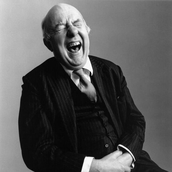 AcademiaACLES's tweet photo. 'Laughter can help you get pregnant, burn a lot of calories… or, on rare occasions, kill you'

http://t.co/SdvWuLI1PA http://t.co/osXqrAu3qR
