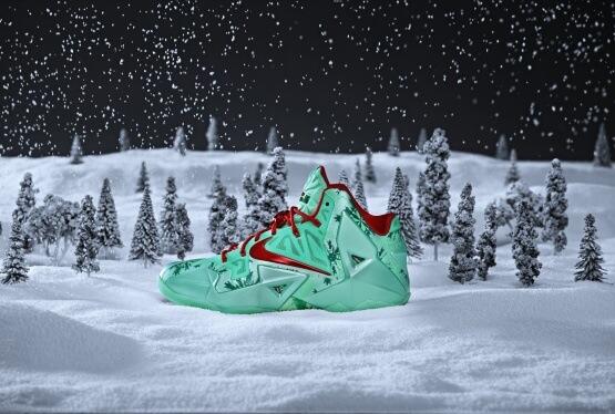 Jason_Demers's tweet photo. Nike Lebron 11 - Christmas release on 12/26/2013 for $200 via @KicksOnFire #KoFapp http://t.co/2ol4iiEGQ4