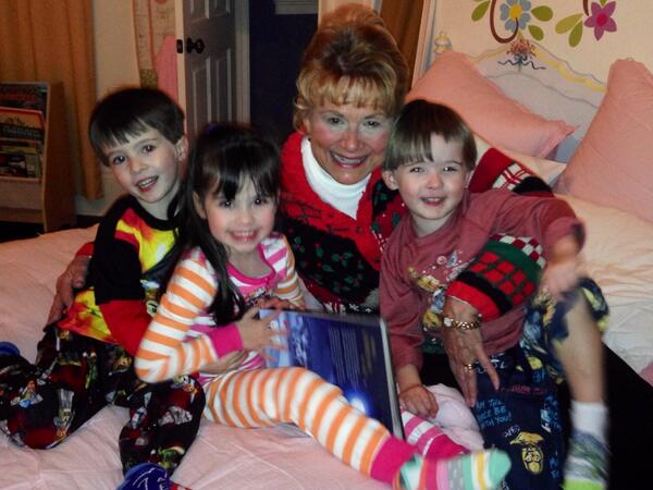 DoctorKarin's tweet image. Nothing makes me happier than seeing Oma read the Christmas Story to my 3 little ones. #HolidayTreasure
