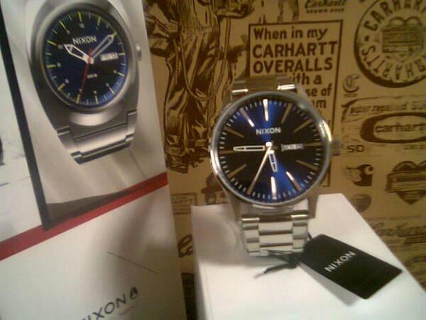 LuzBelitoCabe's tweet photo. Reloj Nixon http://t.co/acQdbXSrSL