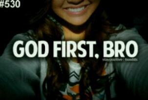 KayMicaela's tweet photo. Merry [CHRIST]mas toOo all hope all have a blessed day with your family and friends ♥blessed holiday to all# Godbless http://t.co/iC8ZWqlrxL