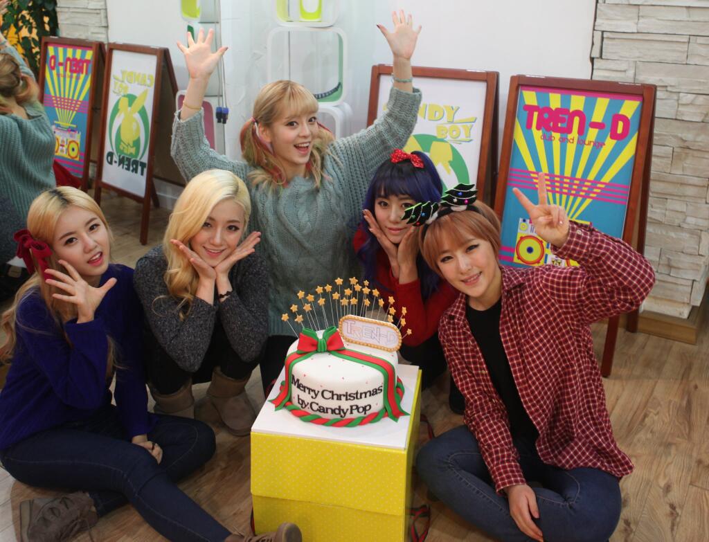 BcUVAp8CcAExBbp.jpg:large