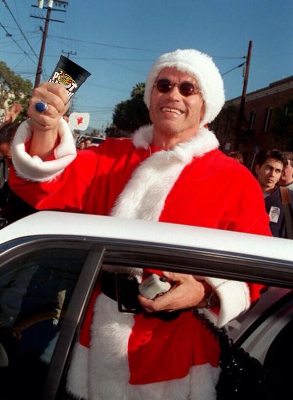 Josh__M_'s tweet photo. Yes pal @AdamAruss1 merry Christmas http://t.co/0pqDZgwf9U