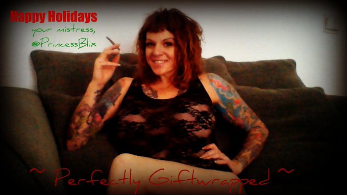 Spend Christmas with ME ONLINE! http://t.co/KCKpjhsR06 @GreatAssBigTits  @NSFWTweeters1 @TeamCamgirls<a href="/tag/boobs"class="tags"><span>#boobs</span></a><a href="/tag/cleavage"class="tags"><span>#cleavage</span></a><a href="/tag/tits"class="tags"><span>#tits</span></a><a href="/tag/skype"class="tags"><span>#skype</span></a>