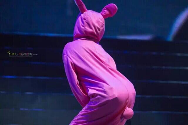 BcVb82YCQAAwU5X.jpg:large