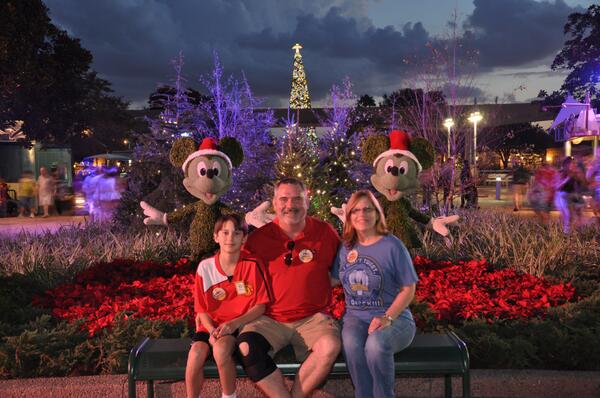 OBKen's tweet image. Wishing you and your loved ones peace, health, happiness and prosperity in the coming New Year. MERRY CHRISTMAS!