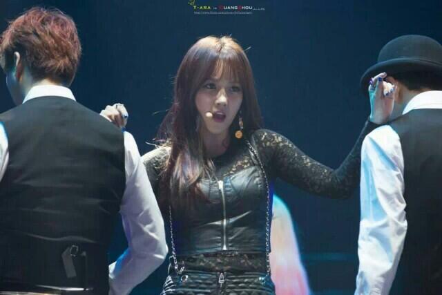 BcVbVcyIUAA9Kzg.jpg:large