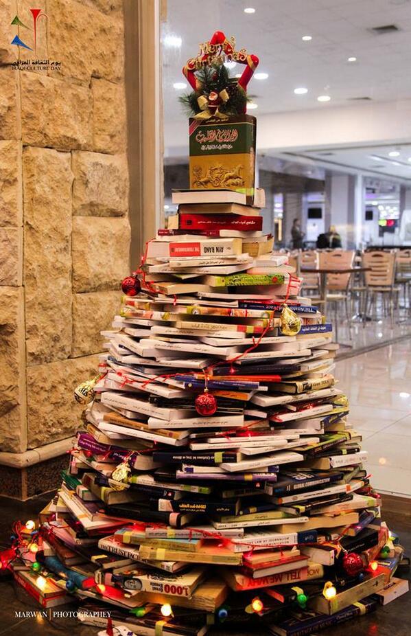 Hamzoz's tweet photo. شجرة أعياد الميلاد من #بغداد #العراق 
Christmas Day Tree in #Baghdad #Iraq http://t.co/YUbHNfQ31g