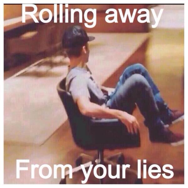 InMyBieberville's tweet image. ''@justinbieber My beloved beliebers I'm officially retiring''