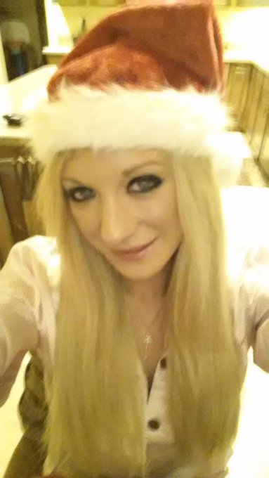 Photo: Merry xmas! http://t.co/gIzS4oXhdP<a href="/tag/realshit"class="tags"><span>#realshit</span></a><a href="/tag/honesty"class="tags"><span>#honesty</span></a><a href="/tag/embraceyourself"class="tags"><span>#embraceyourself</span></a>