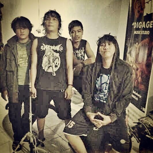 we back again from hell TRAPDISORDER hatkorpang brengsex 1%skill 99%ugal2an since 2007 ngedjam bareng @DIGAGE_Studio