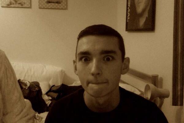JP_antics's tweet photo. Appy Christmas ye BELLENDS http://t.co/XJoTdeDjyt