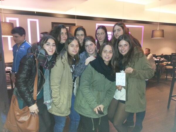 Nanaii__1's tweet photo. Ooooo 30! (Manos arriba)Bingooooo:D http://t.co/IfLIbtmvbJ