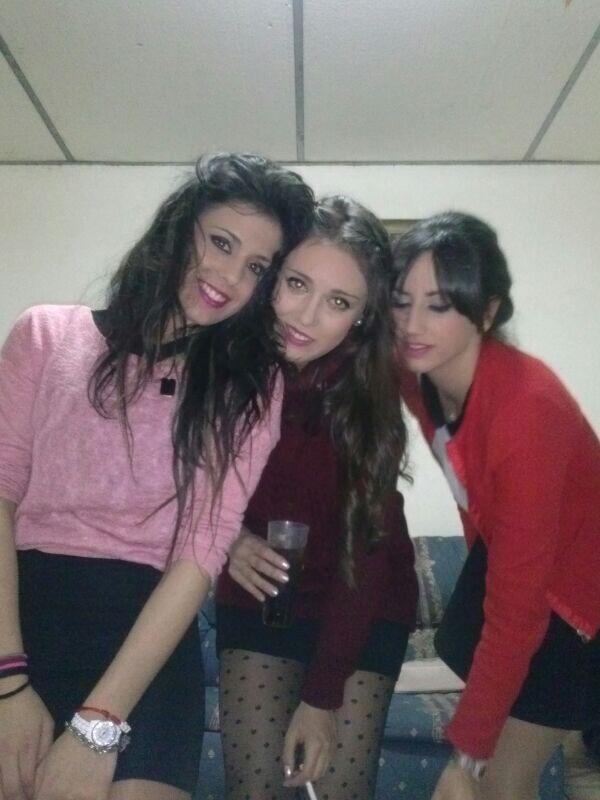 Laurasr92's tweet photo. @mirii308 @Albiis1106  Miri abre los ojitos http://t.co/1gTRseuTh4