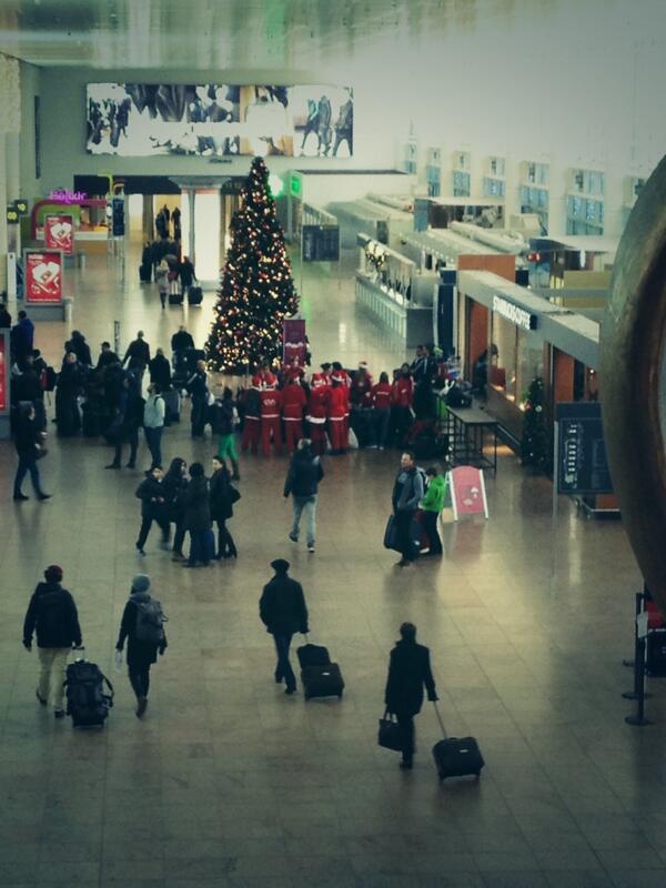 Kerstmannen op Zaventem 🎁🌲#MerryChristmas