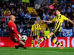 Aca_MCF's tweet photo. #ParadasHistóricas las de @willy_caballero en la Champions frente al Borussia Dortmund. http://t.co/j6Zs0JO3sy