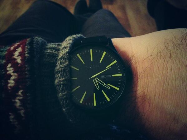 chumpyhumpy's tweet image. #nixon spoilt again #sentryss #thetimeteller