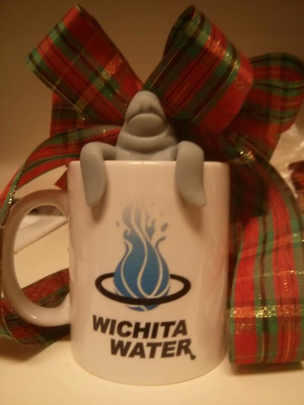 WichitaWater's tweet image. Merry Christmas from the Wichita Water. #WaterUp