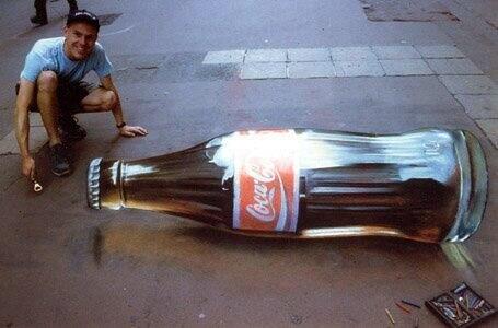 Filmy_HD's tweet photo. Картина на асфальте http://t.co/oujE3jenr5