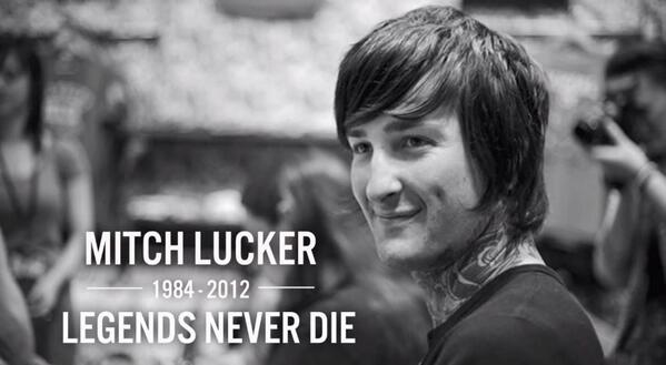 suicidesilence's tweet photo. Happy Holidays Everyone. Please Share. 
http://t.co/GNiGePLbd8 http://t.co/ymvjPImRVr