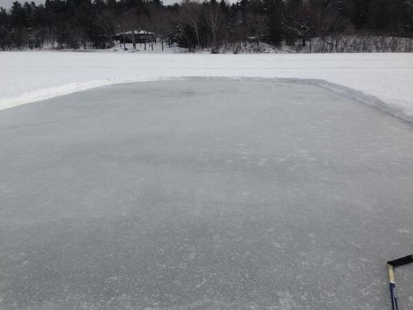 Wheels_44's tweet photo. Not bad for a couple of guys that don't know what they're doing! #hockey http://t.co/dP6WsUqowP