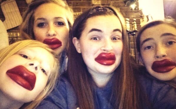 Jess_Lahey's tweet image. We're pretty pretty girls :) #waxlips #christmaspresent #redlips