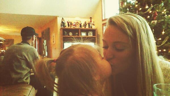 HeyTaylor14's tweet image. 💋 #inseparablebond #babygirl #myeverything
