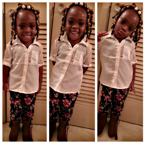 KeepinUpWitLady's tweet photo. Merry Christmas From Nashia K http://t.co/CjtSug5xax