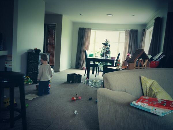 4theFlammily's tweet photo. Lazy Boxing Day with the family. It's raining outside do we are enjoying new toys inside! Balls, cars, nail polish! http://t.co/OzlcCQ7TZE