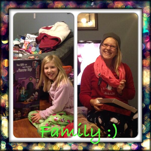 WChristian88's tweet photo. My two favorite people #bestchildrenever http://t.co/aGOOmiW3EX http://t.co/Cb1YphKo74
