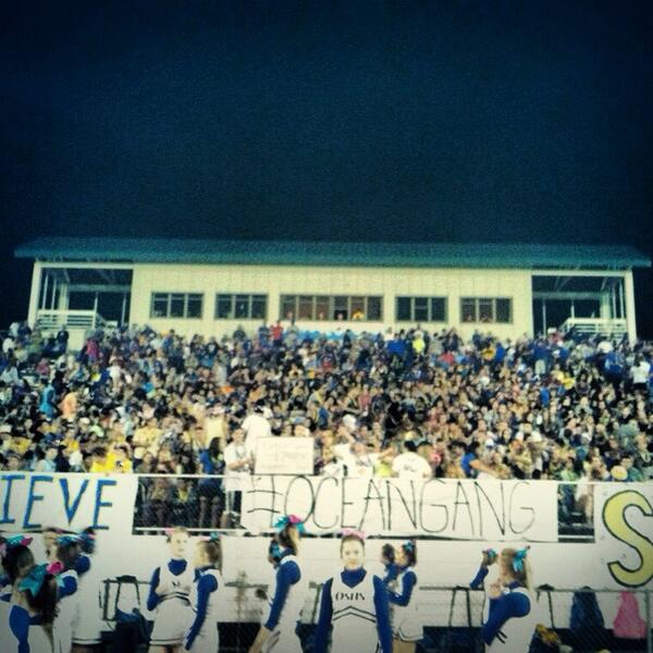 StudentSec101's tweet image. impressive! "@OS_BirdHouse 1000+ students pack the stadium. For a school of 2000 kids, that's pretty amazing. #SSOD http://t.co/lhYO46KNko"
