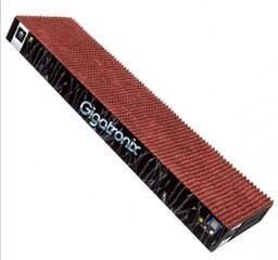 FanVuurwerk's tweet image. RT als je vindt dat een fluitcake erbij hoort (foto: GIGATRONIX 1500 shots cake)