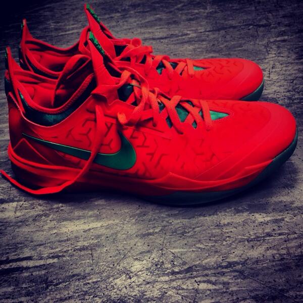 nike zoom crusader pe