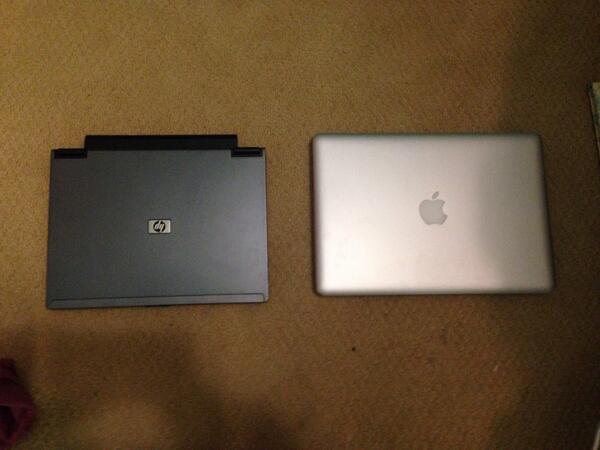 PureGirlProbs's tweet image. Out with the old an in with the new. You'll be missed, HP, but your 2002 make died way long ago. #macbookpro 😍