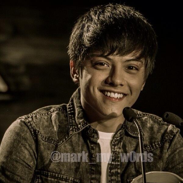 kathnielcaption's tweet image. "@KaDreamersWorld: “@mark_my_w0rds:instagram.com/p/iXjL_mjPwu/” @imdanielpadilla #HappyKathNielDay #PagpagNowShowing http://t.co/ebn5Z6zwAe"