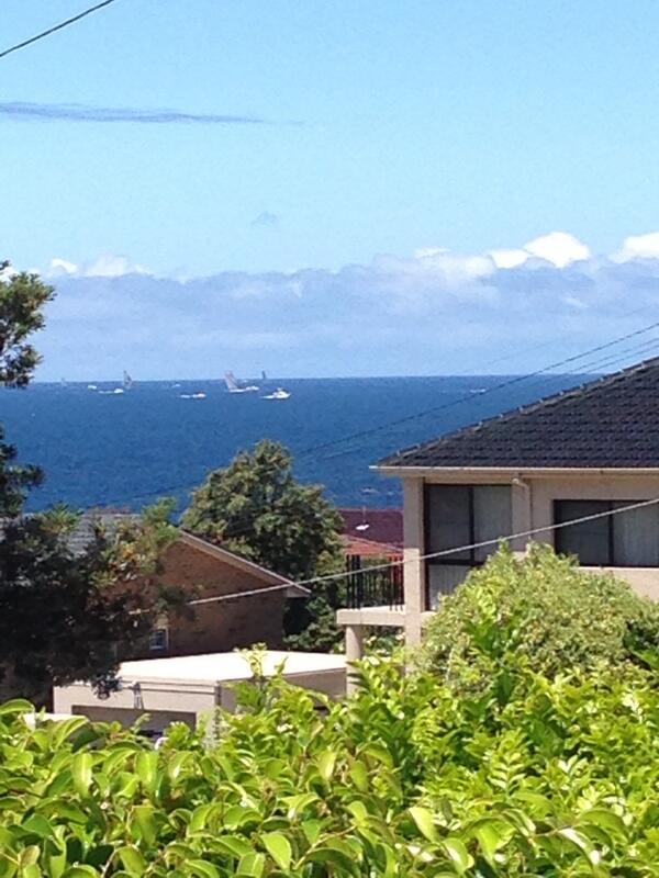 LauraSparkes9's tweet image. First yachts passing my place #wildoats #sydneytohobart #7network