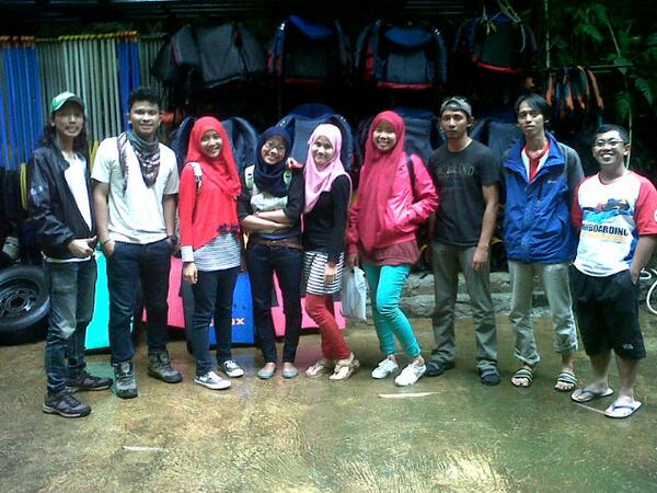 Menjerang derasnya air katulampa <a href="/kalibarurafting/">Braveland Indonesia</a> <a href="/LAMPEA_/">LAMPEA jaya!!</a>  <a href="/recx_/">Matt Recx</a> <a href="/melamoure/">kumaila yanuar</a> <a href="/chefazr/">Chee</a>