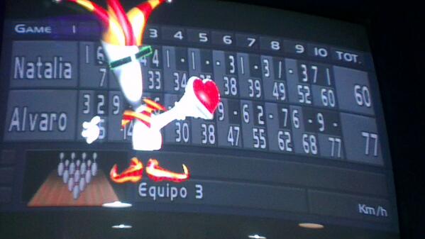 A_Ponfe's tweet photo. Buen inicio de @nagonde en la bolera! Pero hay que seguir practicando guapa! http://t.co/OegzOdfn4O