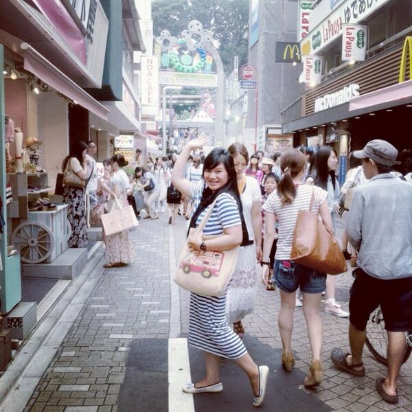 asdithaola's tweet photo. Takeshita dori harajuku street tokyo Japan 🇯🇵🚩 http://t.co/9c1Khj15li