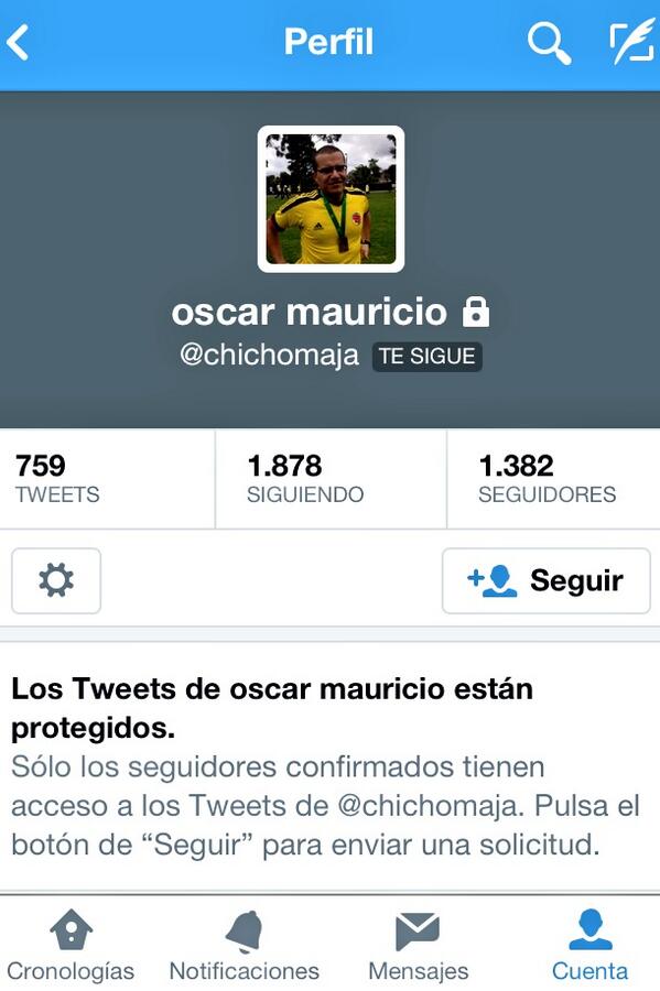 cualcax's tweet photo. quién es oscar mauricio y por qué no me está vendiendo papa http://t.co/4vF17OtQ8l