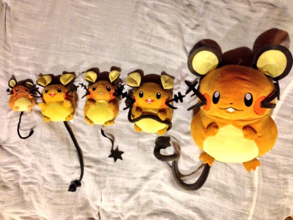 千種うめ デデンネぬいぐるみ大きさ比較してみました 左からゲーセンプライズmyポケモンコレクション タカラトミーポシェットつき ぬいぐるみ ポケモンセンターオリジナルぬいぐるみ タカラトミーxyぬいぐるみ ゲーセンプライズの