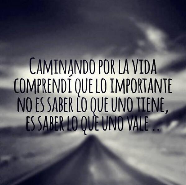 EspacioNoticias's tweet photo. Caminando por la vida comprendí... http://t.co/aLga1yMGck